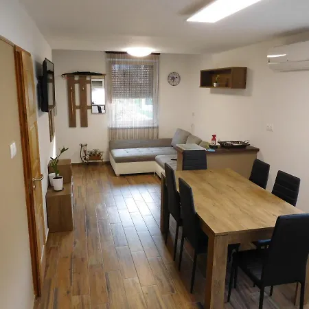 Holiday home Golden Oroshaza